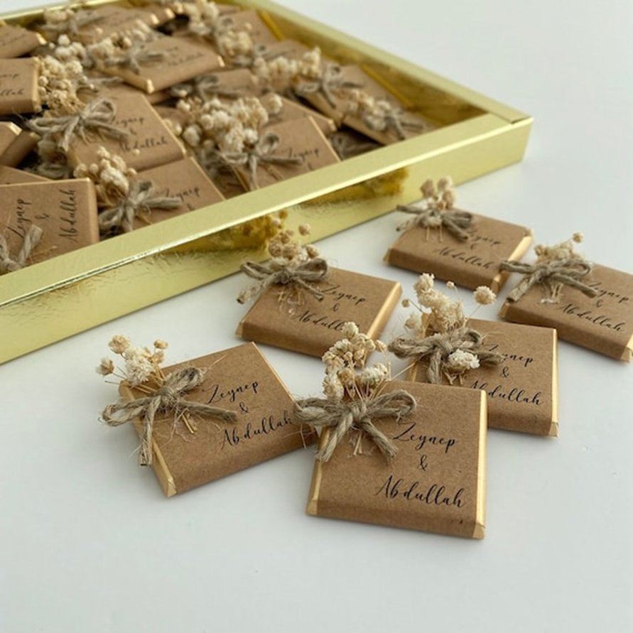 How Opting for Custom Chocolate Bars Make Unforgettable Party Favors