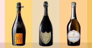 Essential Features and Functions of Mini Champagne Bottles in Bulk for Various Settings