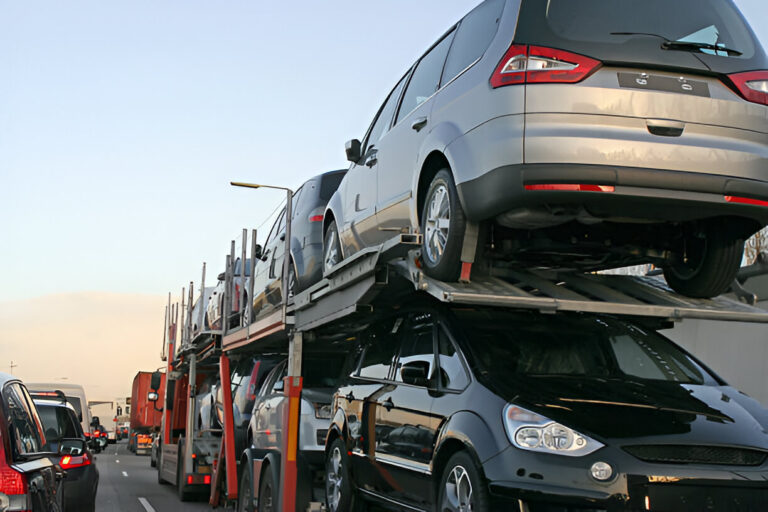 How Seasonal Changes Influence Vehicle Transportation Expenses