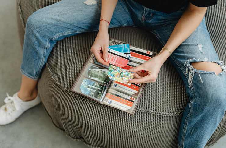 Stretch Your Budget Without Changing Your Lifestyle: Use Discounted Gift Cards