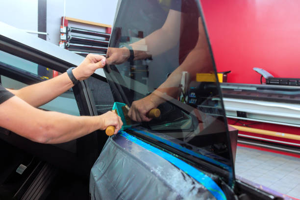 How to Select the Best Window Tint Manufacturer for Your Specific Needs