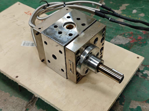 melt pump