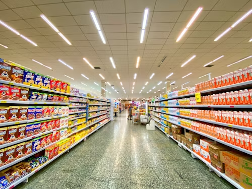How Technologies Such as Electronic Price Tags Are Shaping The InStore Shopping Experience
