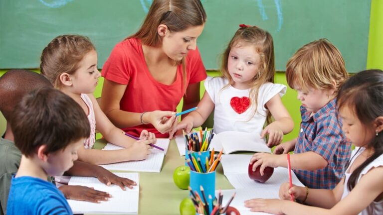 Understanding How Children Become Bilingual in School Settings