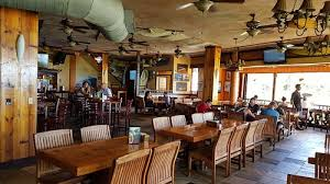 Where Bar Meets Food Paradise: Discover Lulu’s Waikiki
