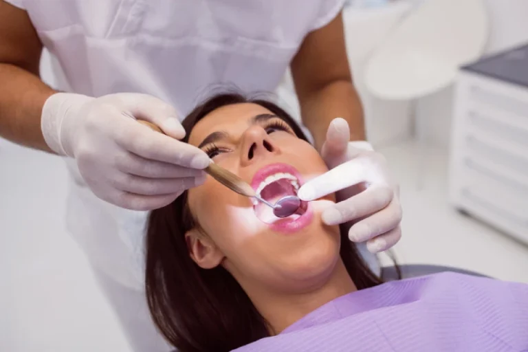 5 Tips For Maintaining A Healthy Smile Between Dental Appointments